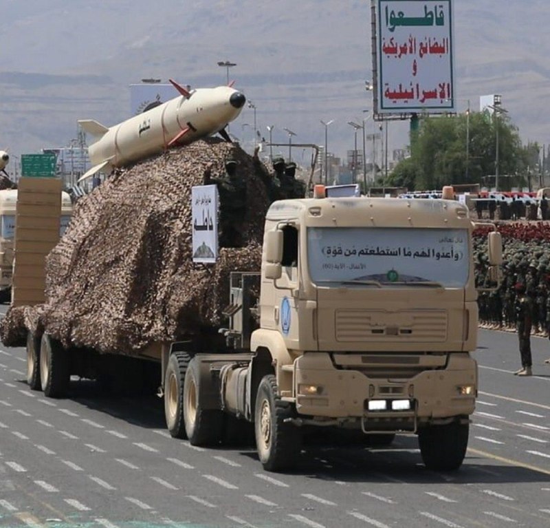 کانال خبری رجانیوز: 🔻 هشدار یمن درباره کشاندن جنگ به خاک عربستان سعودیعبدالعزیز بن حبتور عضو شورای عالی سیاسی یمن:🔹یمن هرگز نخواهد پذیرفت خا