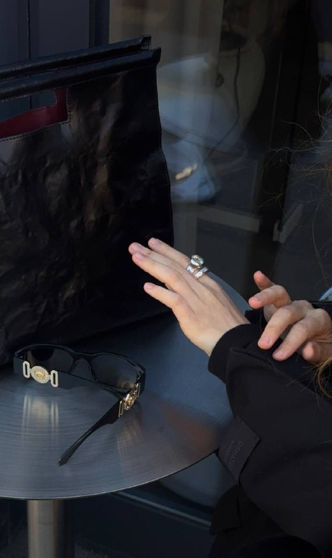 Давно ничего не видела подходящего для своих рук, помимо LOTOPHAG ❤️‍🔥Новый бренд LOUD OBJECTS Узнала о нем совсем недавно и сразу влюбилась 💗Давно ничего не видела подходящего для своих рук, помимо LOTOPHAG ❤️‍🔥Новый бренд LOUD OBJECTS Узнала о нем совсем недавно и сразу влюбилась 💗