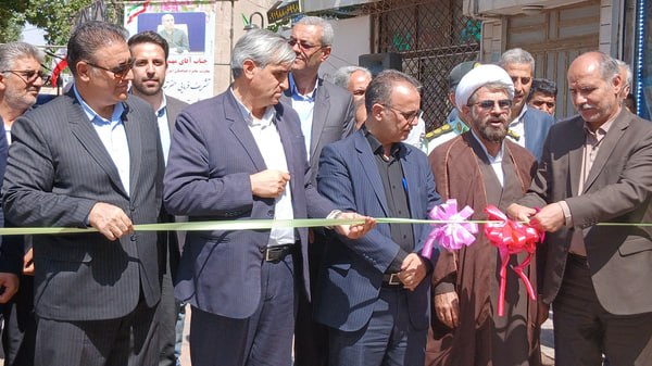 اخبار زنجان: افتتاح هم‌زمان چند پروژه عمرانی در شهرستان خرم‌دره🔹به مناسبت هفته دولت چندین پروژه در شهرستان خرم‌دره با حضور معاون استا