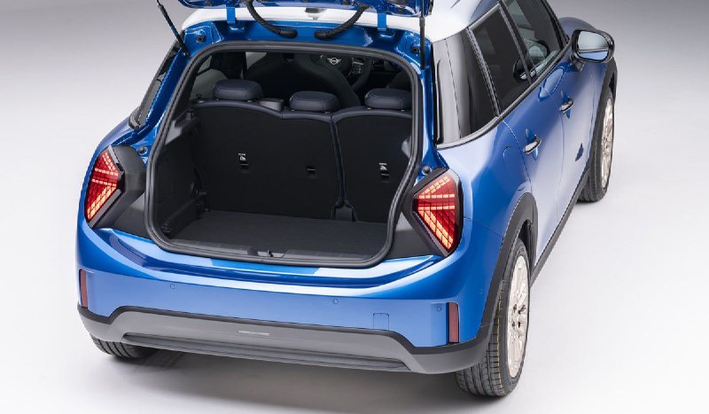 Новый Mini Cooper получил удлиненную версию 4