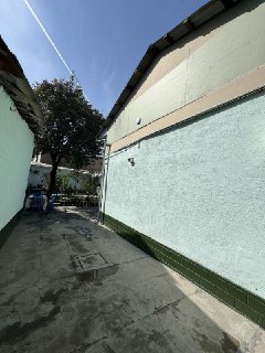 Xovli uy sotiladi
