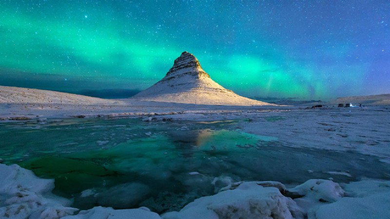 Kirkjufell, Snæfellsnes peninsula, Iceland (© Ratnakorn Piyasirisorost/Getty Images)December 27, 2023 at 07:00AM