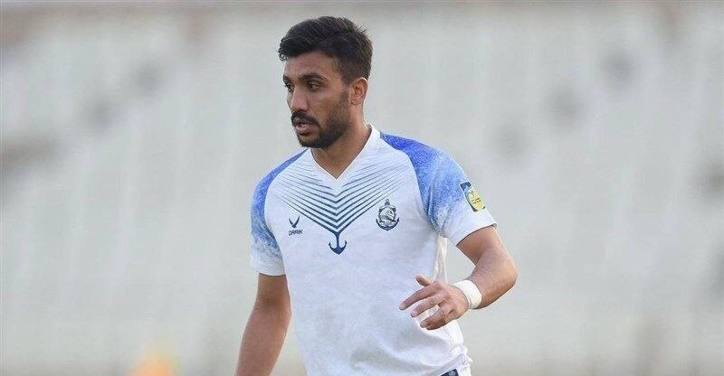 Varzeshland: فراز کمالوند :باشگاه پرسپولیس ابوذر صفرزاده را از ما خواسته و ما گفتیم در شرایطی این بازیکن را میدهیم که حسین ابرقویی ر