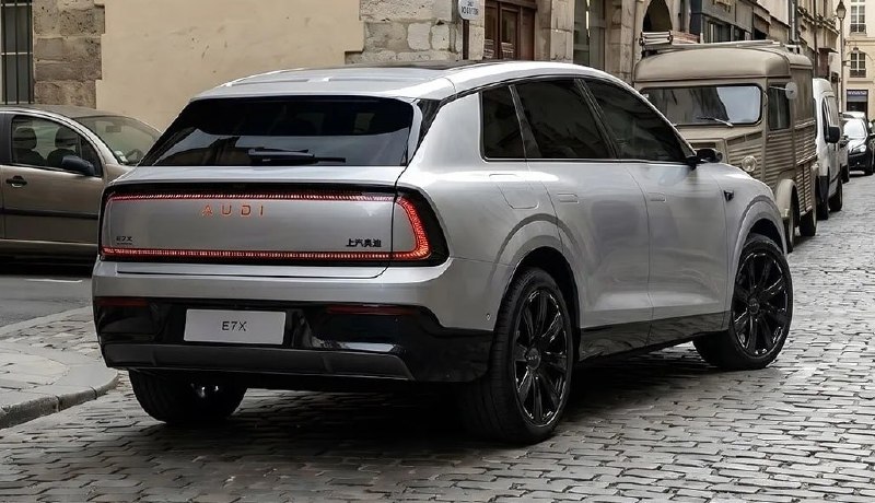 Audi без колец: представлен новый кроссовер E7X 3
