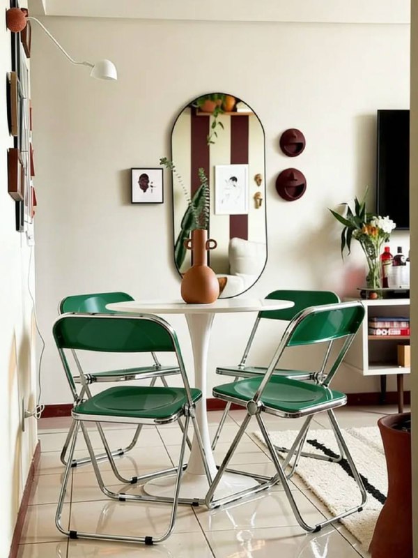 Какой красивый глубокий зеленый цвет стула Такой стул подходит даже для маленьких квартир, потому что он складывается и штабелируется. Ссылка Pleas... - изображение 3 - telegram, view, какой