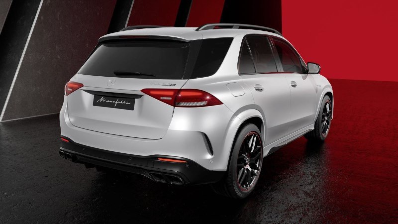 Mercedes-AMG показал лимитированную серию Arctic Silver 3
