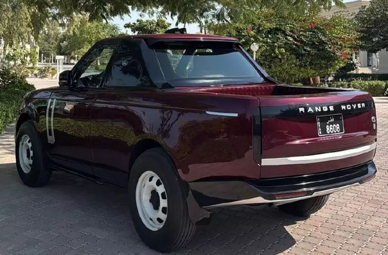 Новый Range Rover превратили в пикап 2