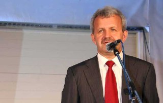 Замглавы управления беспилотных систем Минпромторга арестовали по делу о растрате  ⚪️ Что произошло. В Москве задержали замначальника управления беспилотных систем и робототехники Минпромторга Аллу Половченю. Она проходит подозреваемой по уголовному делу о