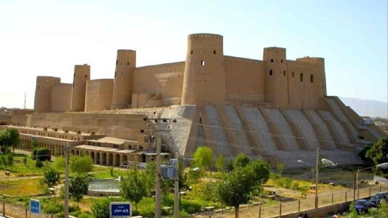 مطالعات افغانستان: بازدید بیش از سه هزار تن از قلعه تاریخی اختیارالدین هرات به مناسبت ۲۴ اسدهم‌زمان با ۲۴ اسد سالروز پیروزی امارت اسلامی اف