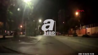 באדנה, א.ג. הזהיר את המכונית שעברה במהירות בצומת באמצעות פנס. בינו לבין הנהג השני פרץ ויכוח. הרגעים שבהם הנ…