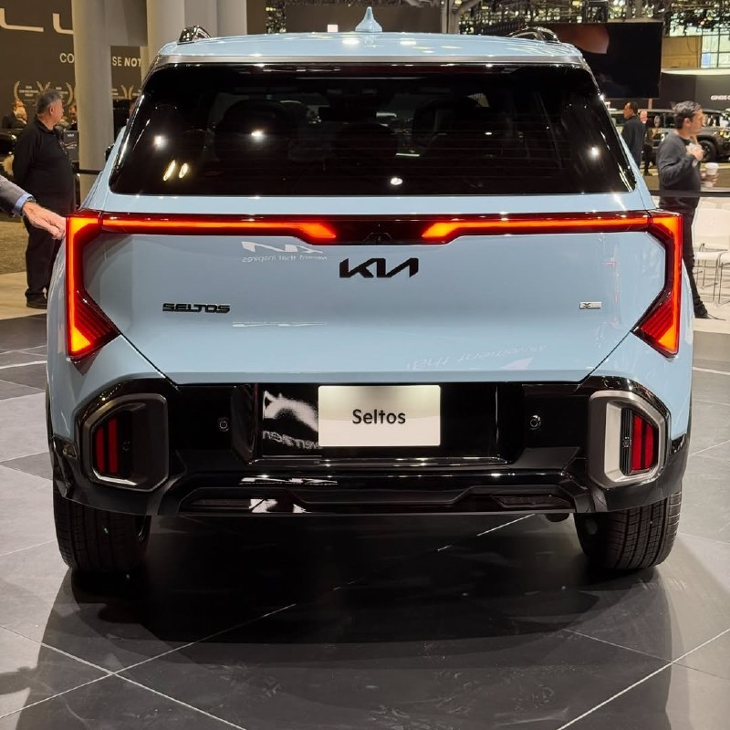 KiaSeltos 2027  Этот компактный  самый маленький и доступный внедорожник в линейке Kia, который прив 4