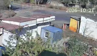 אכזרי לחלוטין היום ביוז'נו-רדיאניה/גסטלו בלוגנסק. בצומת המיניוואן התנגש במכונית ולאחר מכן הרס עמוד. פגיעת א…