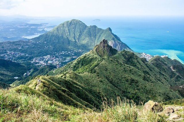 北台灣高人氣的「挑戰級」郊山：劍龍稜