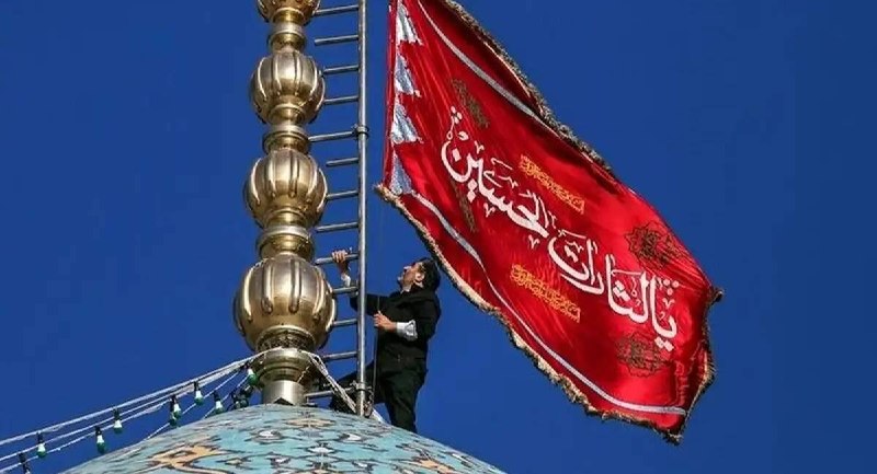 شبکه باران: رویداد #خونخواهی_امام_شهید 🔺 همزمان با هفته فرهنگی مساجد ، بر گنبد یا بام مساجد پرچم خونخواهی رهبر شهید به اهتزاز درخواه