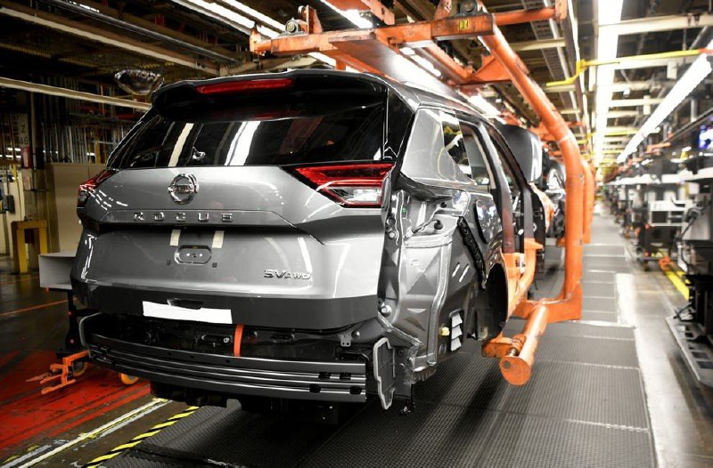 Nissan закроет 7 заводов и уволит 20 тысяч сотрудн...