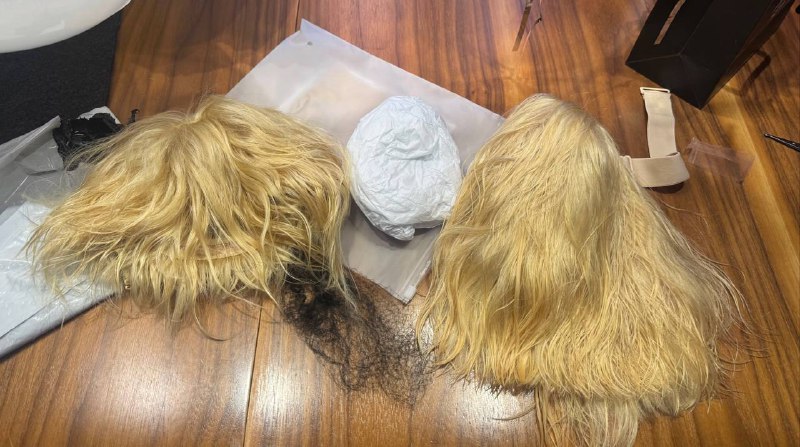 Полтора дня в Питере и те на пересборы под другой клип😵‍💫Готовлю серию париков для артистки, с которой работаю не первый клип. Хочу сказать, чтобы это будет наш самый необычный опыт. Поделюсь результатами после выхода видео ✌🏻Полтора дня в Питере и те на пересборы под другой клип😵‍💫Готовлю серию париков для артистки, с которой работаю не первый клип. Хочу сказать, чтобы это будет наш самый необычный опыт. Поделюсь результатами после выхода видео ✌🏻