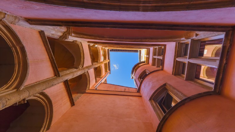 Passages with a pastA traboule in Lyon, France (© TPopova/Getty Images)