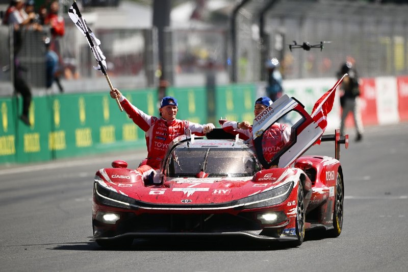 Toyota выиграла Ле-Ман впервые за 4 года, но #7 едва не рассыпалась по пути. Сен