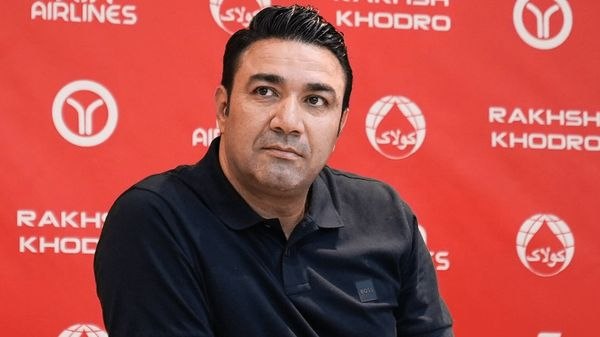 اخبار اصفهان: نکونام به نشست بازی با سپاهان نرفت🔹جواد نکونام سرمربی تراکتور در نشست خبری پیش از دیدار با سپاهان حاضر نشد.@isffarsna -