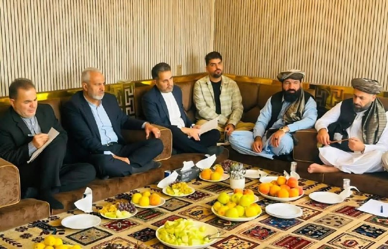 خبرگزاری افغان ایرکا: بازدید سفیر ایران در افغانستان از سرای شهزاده🔸علیرضا بیکدلی، سفیر جمهوری اسلامی ایران در افغانستان از سرای شهزاده، مرکز 