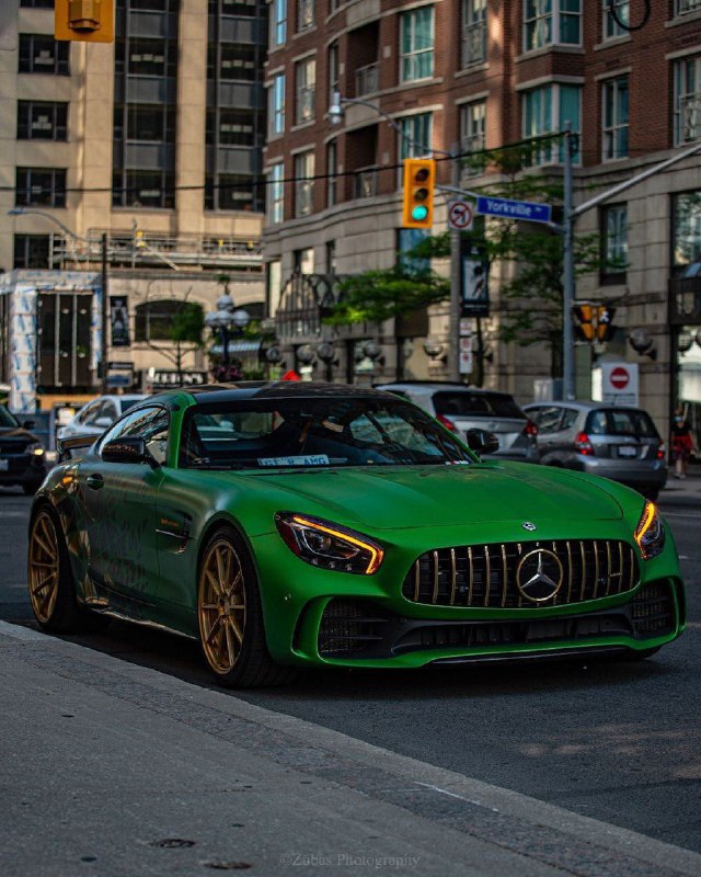 Mercedes