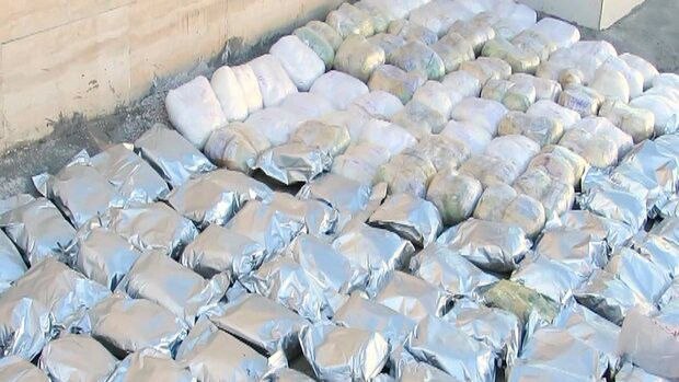 اورنا نیوز - اخبار ارومیه: ۱۷۷ کیلوگرم انواع مواد مخدر در آذربایجان غربی کشف شد🔹فرمانده انتظامی آذربایجان غربی: با عملیات ویژه مأموران پلیس مبارزه