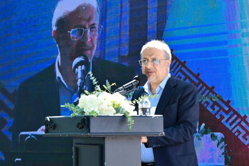 خبرگزاری مهر: وجیهالله جعفری معاون وزیر صمت در افتتاح سانراد؛ 🔹 تأکید بر ظرفیتهای صنعت مس و توسعه تولید🔹 افتتاح صنایع مس سانراد با