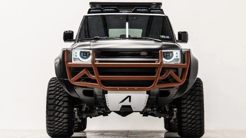Ателье Apocalypse Manufacturing превратило Land Rover Defender в шестиколесный пикап 6