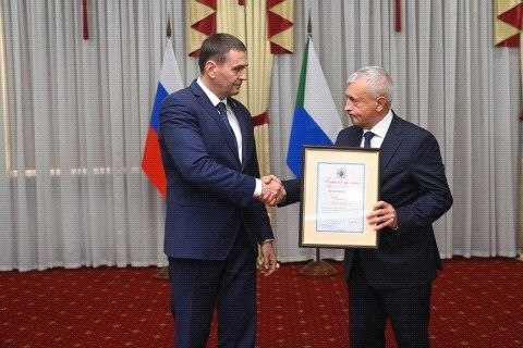 20 שנה למוסד הנציב לזכויות אדם בשטח חברובסק בחברובסק נערכה קבלת פנים חגיגית, בה הוענקו עובדי לשכת הנציב לזכ…