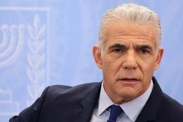 לפיד, ראש ממשלת ישראל לשעבר: אתמול הודיע נתניהו כי הסיוע הביטחוני מארצות הברית הסתיים. הבוקר הוא פרסם סרטון…