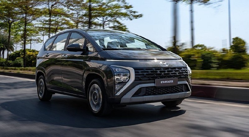 Hyundai анонсировал обновлённый компактвэн Stargazer 4