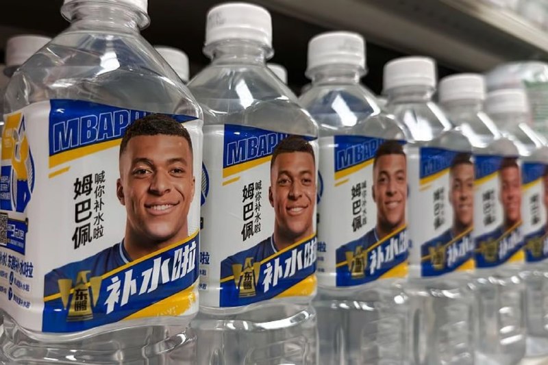 מותגים סיניים זורקים את Mbappé על דברי המם של 'דיקטטור סיני'