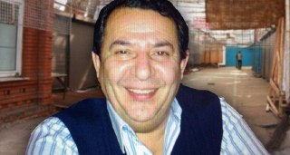 Брат бывшего владельца Черкизовского рынка Тельмана Исмаилова, который осужден за двойное убийство, просит смягчить наказаниеРафик Исмаилов отбывает 17 лет строгого режима по громкому делу "Исмаиловых". По информации Mash, теперь он хочет заменить оставший