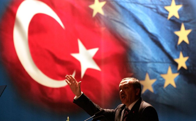 نسیم‌ آنلاین: اردوغان: عضویت در اتحادیه اروپا اولویت ترکیه نیسترجب طیب اردوغان، رئیس‌جمهور ترکیه:🔹عضویت ترکیه در اتحادیه اروپا برای آن