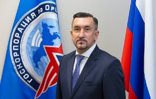 ФСБ задержала топ-менеджера «Газпрома» по делу о взятке в 50 млн рублейФСБ задержала в Москве заместителя гендиректора «Газпром энергохолдинга» по корпоративной защите Игоря Моисеенко по делу о получении взятки в особо крупном размере, сообщает «Коммерсант