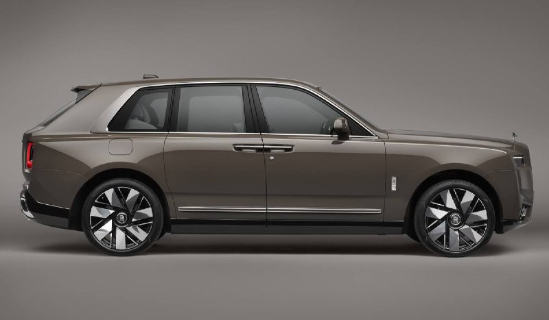 Кроссовер Rolls-Royce Cullinan подвергся рестайлингу 2