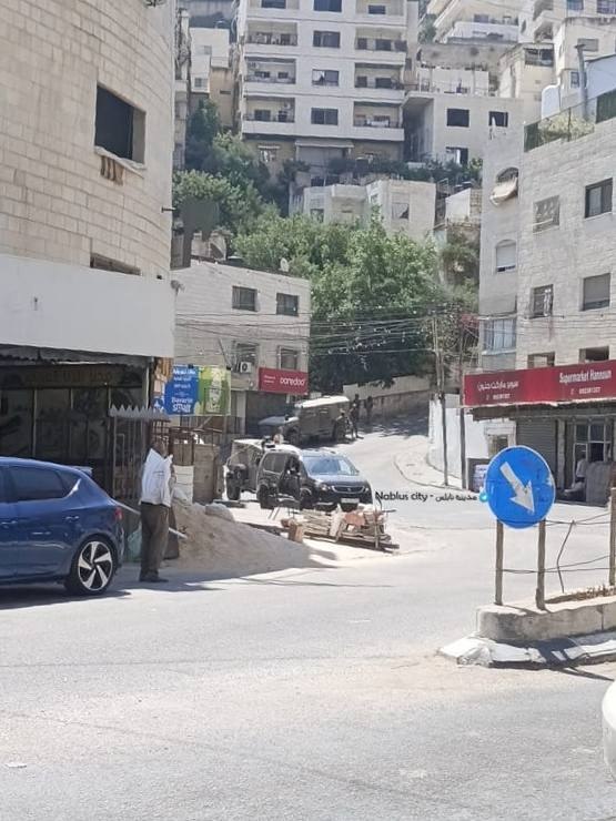 דחוף: רכבי כיבוש נמצאים בקצה דחלת אל-טור, מול בית משפחת חוואש
