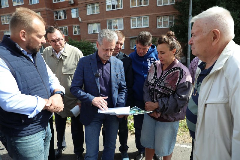 Жители пожаловались на парковку у детского сада в Долгопрудном