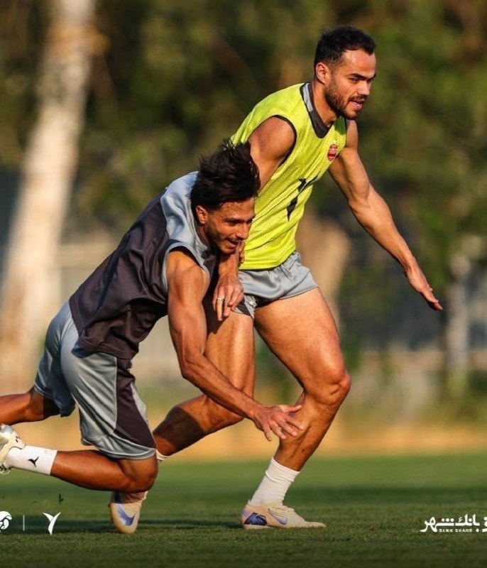 فوتبال برتر: 🔴❌ باشگاه پرسپولیس اعلام کرد اوستون اورونوف درخواست خروج نداده و شایعه جدایی او که در برخی رسانهها مطرح شده را تکذیب کر