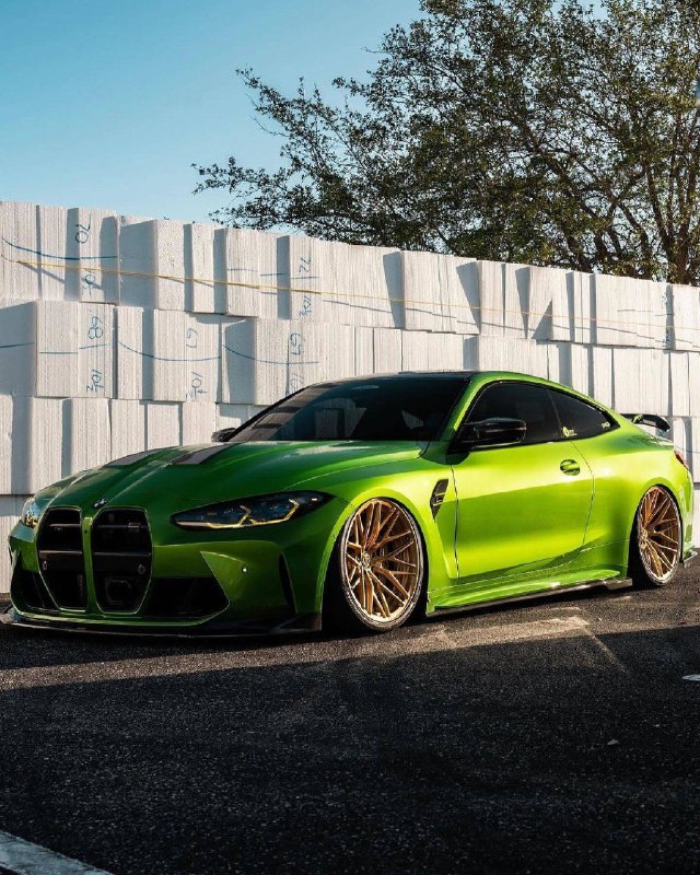 BMW M4