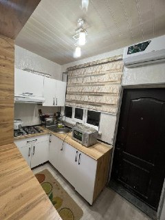 Uy sotiladi 1 xona 2 xona qilingan chilonzor tumani 9 mavze