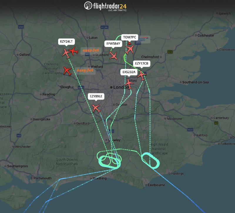 🔴 9 טיסות ב-London sky שלחו קוד חירום 7700&33; (כנראה בגלל מחסור בדלק)