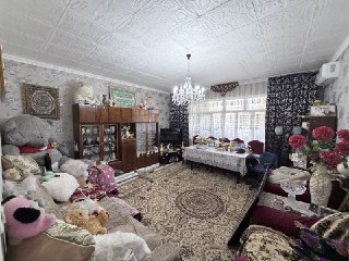 Продается 2 ком кв с мебелью срочно