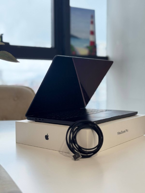 14-дюймовый MacBook Pro M5 — фото 1