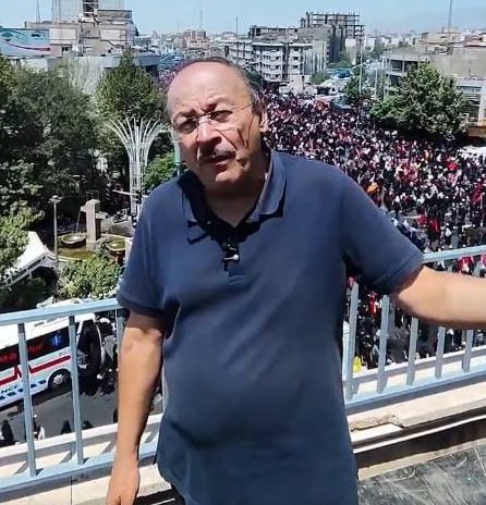 🚫 אני מאמין שביג'אן עבדול קארימי היא אמו של J.N. De.