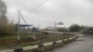 אלישוקי, מעבר מיסטי. יש לו את המפעילה, סאמה פאבייב עצמו ו-#33.
