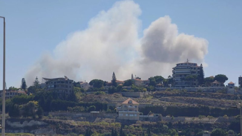 ישראל הצית בתים בדרום לבנון