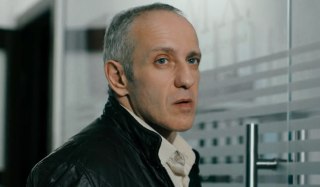 Умер актёр Владимир Довжик, сыгравший в сериалах "Бригада" и "Склифосовский". Причиной смерти стал инсульт. Владимира Давидовича не стало 24 февраля. Последнюю неделю актёр провёл в реанимации с осложнениями. Ему было 58 лет. Он начал свою карьеру в кино в