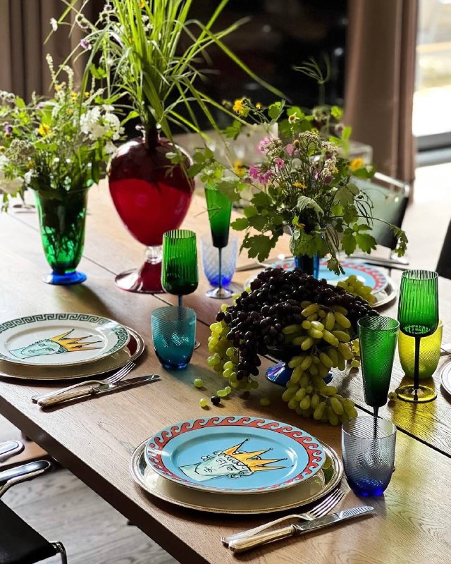 Отдельное удовольствие разглядывать сервировки в этом прекрасном доме. Даниил невероятный эстет и ценитель красивой посуды. Его буфет полон сокрови... - изображение 7 - сет, италия, серия