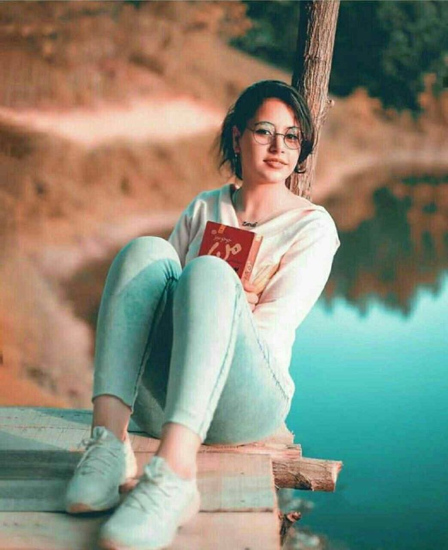 ♡عـشـ ᬸ💞ـق ابــ ᬸᮀ💞ـدی: هر ظالمی به شیوه ی خود ظلم می کندظلمی که عشق میکند اما شنیدنی ست!هم می کُشد، هم اینکه تو را زنده میکنداین مرگ و زندگیِ م